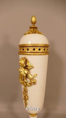 Brûle Parfum, Cassolette En Porcelaine Blanche Et Bronze Doré, Napoléon III