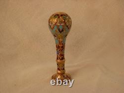 CACHET EN BRONZE DORE EMAILLE, EPOQUE FIN 19ème