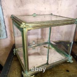 Cave à liqueur XIX ème verre biseauté et bronze XIX ème Napoleon III