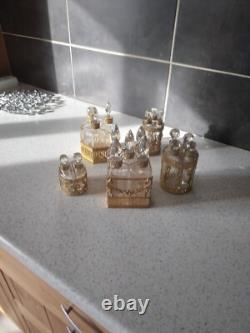 Cave a parfum. Coffret a odeurs. Parfum 5 flacons bronze doré NAPOLEON III