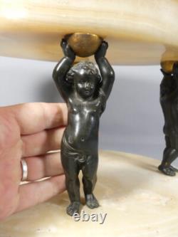 Centre De Table, Coupe En Albâtre Veiné Et Putti En Bronze Patiné, Napoléon III