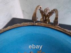 Centre de table porcelaine de Sèvres et monture bronze 1845 château des Tuilerie