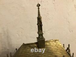 # Châsse RELIQUAIRE ANCIEN BRONZE ormolu 19ème siècle /antique church reliquary