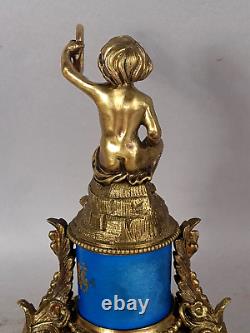 Cherubin bronze sur colonne bronze & porcelaine de Sèvres XIXe siècle B714