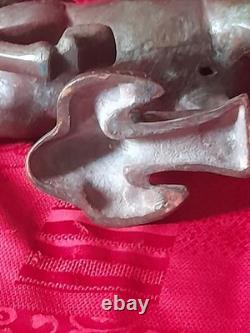 Cheval ancien en bronze au galop volant de style antique chine