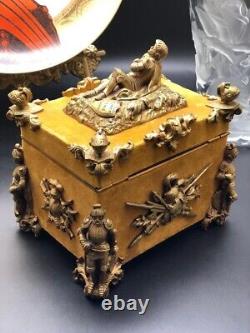 Coffret à bijoux en bois et bronze doré et époque Napoléon III