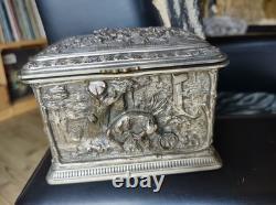 Coffret à bijoux en bronze argenté L. Oudry Napoléon III