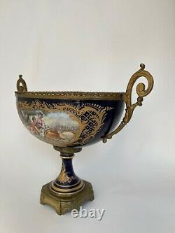 Coupe Bronze Porcelaine De Paris Sevres Rehausse Or Napoleon III Garnier C2717