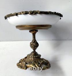 Coupe Sur Pied Bronze Cisele Porcelaine Bleu De Sevres Decor Dore Napoleon III Coupe Sur Pied Bronze Cisele Porcelaine Bleu De Sevres Decor Dore Napoleon III