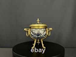 Coupe couverte en bronze à émaux cloisonnés