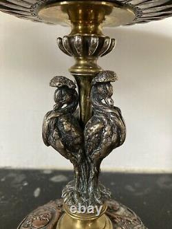 Coupe en bronze argenté et cuivré, décor de chasse dit de Saint Hubert. XIXe