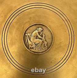 Coupe en bronze doré XIXème, Napoléon III, Déesse Artemise, Diane, plat
