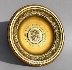 Coupe piédouche en bronze a décor d'ange fin 19e siècle époque Napoléon III