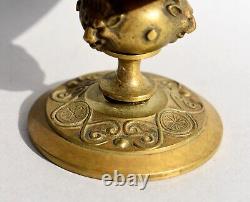 Coupe piédouche en bronze a décor d'ange fin 19e siècle époque Napoléon III