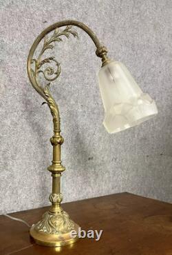Degué Grande lampe de bureau époque Napoléon III en bronze doré