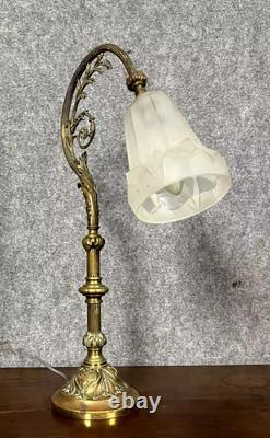 Degué Grande lampe de bureau époque Napoléon III en bronze doré