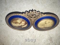 Double cadre photo à poser en bronze Napoléon III XIXe décor Louis XVI medaillon