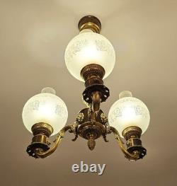 Ensemble 3 Lustres Style Napoléon III Bronze Laiton Globes Verre Depoli