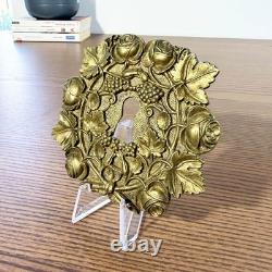 Entrée de serrure ancienne en bronze doré Décor floral et vigne, Napoleon III