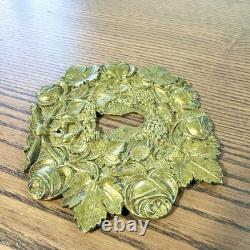 Entrée de serrure ancienne en bronze doré Décor floral et vigne, Napoleon III