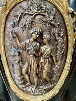 Extraordinaire meuble français Napoléon III XIXème siècle bronzes