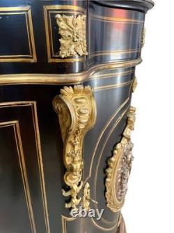 Extraordinaire meuble français Napoléon III XIXème siècle bronzes