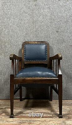 Fauteuil de barbier à système en bois massif époque Napoléon III vers 1880