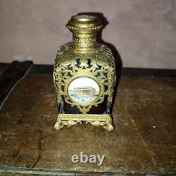 Flacon à odeur ou parfum Napoleon III bronze doré cristal rubis peinture Paris