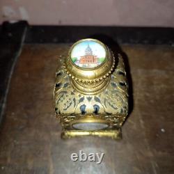 Flacon à odeur ou parfum Napoleon III bronze doré cristal rubis peinture Paris