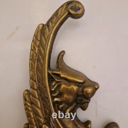 France Paire de griffons en bronze en appliques H. 30,5 cm XIXème