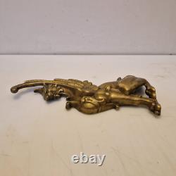 France Paire de griffons en bronze en appliques H. 30,5 cm XIXème