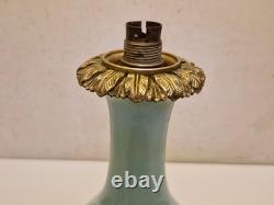 France Pied de lampe balustre en opaline vert-d'eau / céladon Napoléon III