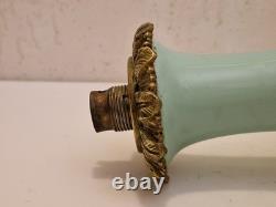 France Pied de lampe balustre en opaline vert-d'eau / céladon Napoléon III