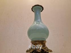 France Pied de lampe balustre en opaline vert-d'eau / céladon Napoléon III