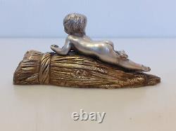 France Presse-papier/sculpture Enfant sur une meule de foin Bronze 1870