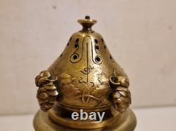 France art sacré Brûle encens / parfum Bronze massif, décor de 4 putti XIX