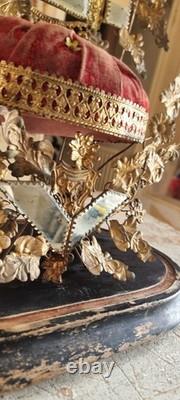 French Antique Napoleon III Mariage globe interior with Pink velvet cushion