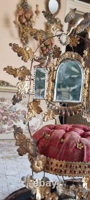 French Antique Napoleon III Mariage globe interior with Pink velvet cushion