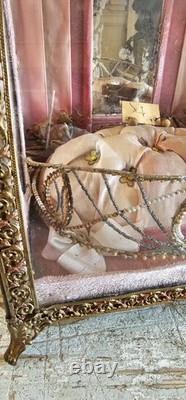 French ornate, antique glass display case coffre globe du mariee Napoleon III