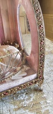 French ornate, antique glass display case coffre globe du mariee Napoleon III