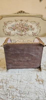 French ornate, antique glass display case coffre globe du mariee Napoleon III
