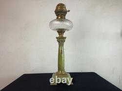 GRANDE LAMPE A PETROLE A COLONNE EN ONYX ET PIED BRONZE NAPOLEON III baccarat