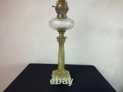GRANDE LAMPE A PETROLE A COLONNE EN ONYX ET PIED BRONZE NAPOLEON III baccarat