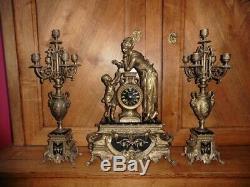 Garniture de cheminée pendule Japy frères et chandeliers en régule Napoléon III