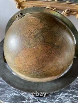 Globe Terrestre En Bois, Papier Et Bronze De La Maison Delamarche (1848-1876)