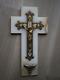 Grand Bénitier Cruxifix Décor Marbre Bronze Email Cloisonné Ancien Christ