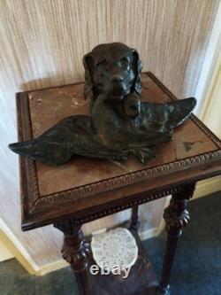 Grand Encrier Rare en Bronze à Décor de Scène de Chasse