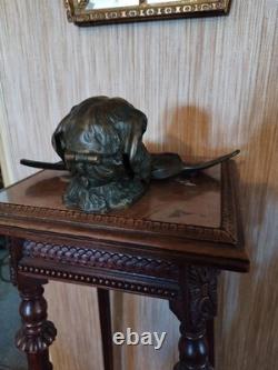 Grand Encrier Rare en Bronze à Décor de Scène de Chasse