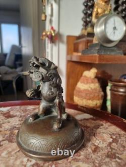 Grand pot couvert en Bronze JAPON XIX ème Meiji -35cm statuette lion de fô