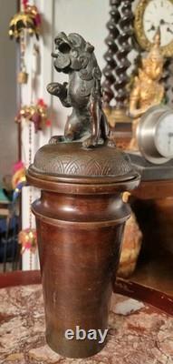 Grand pot couvert en Bronze JAPON XIX ème Meiji -35cm statuette lion de fô